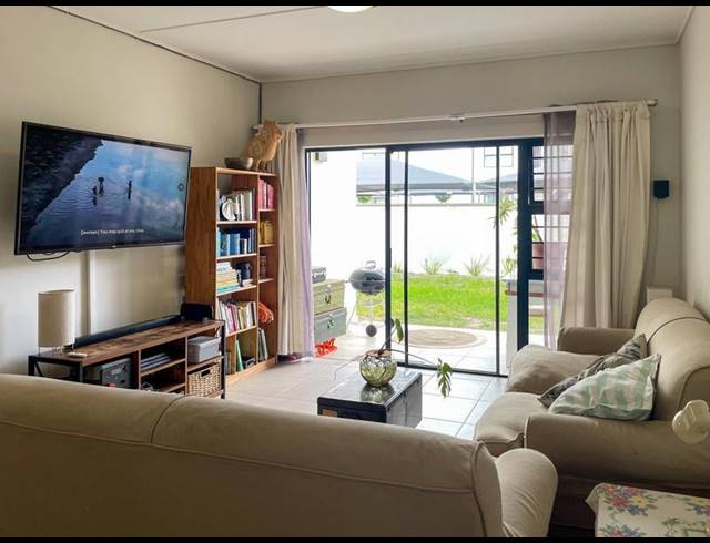 3 BEDROOM PROPERTY TO RENT IN SANDOWN
